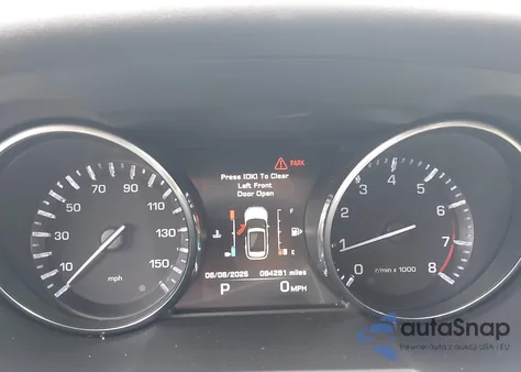 2015 Land Rover Range Rover Evoque Pure from USA, damaged, VIN SALVP2BG0FH016709